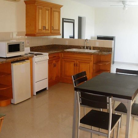 Carib Club Apartment Teluk Grace Luaran gambar