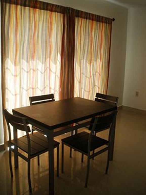 Carib Club Apartment Teluk Grace Luaran gambar
